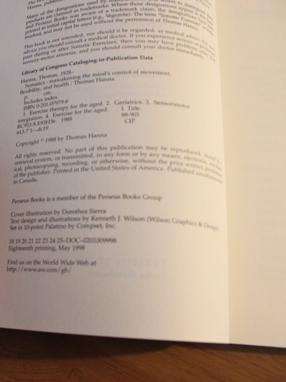Somatics Book Reawaking the Mind Control of Movement Flexibility and Health 1988 - Picture 3 of 6